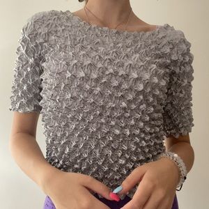 Super cute 2000s bubble top